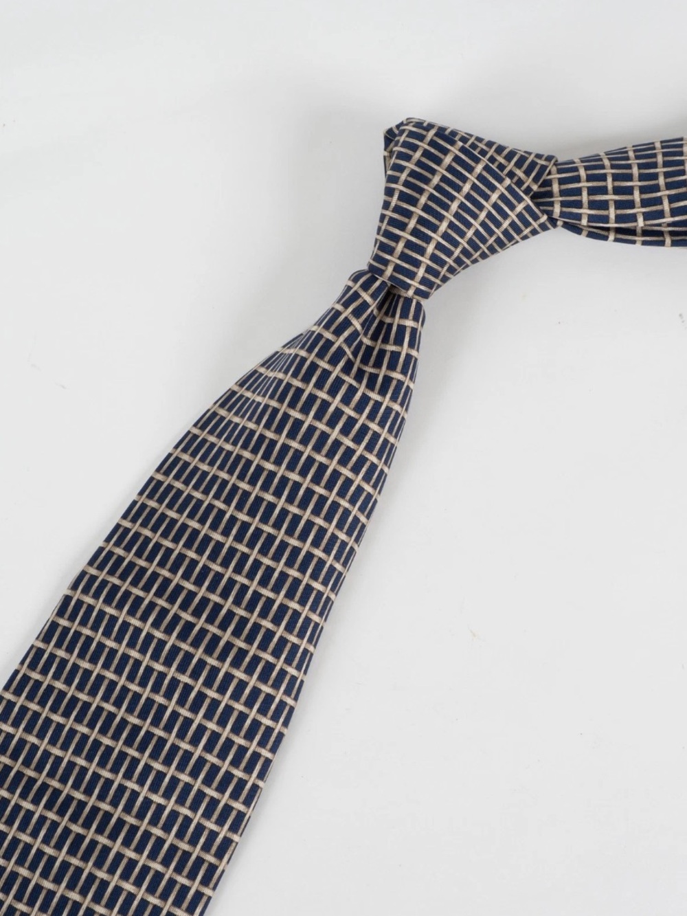 Authentic Mens Hermés Neck Tie - Picture 3 of 8